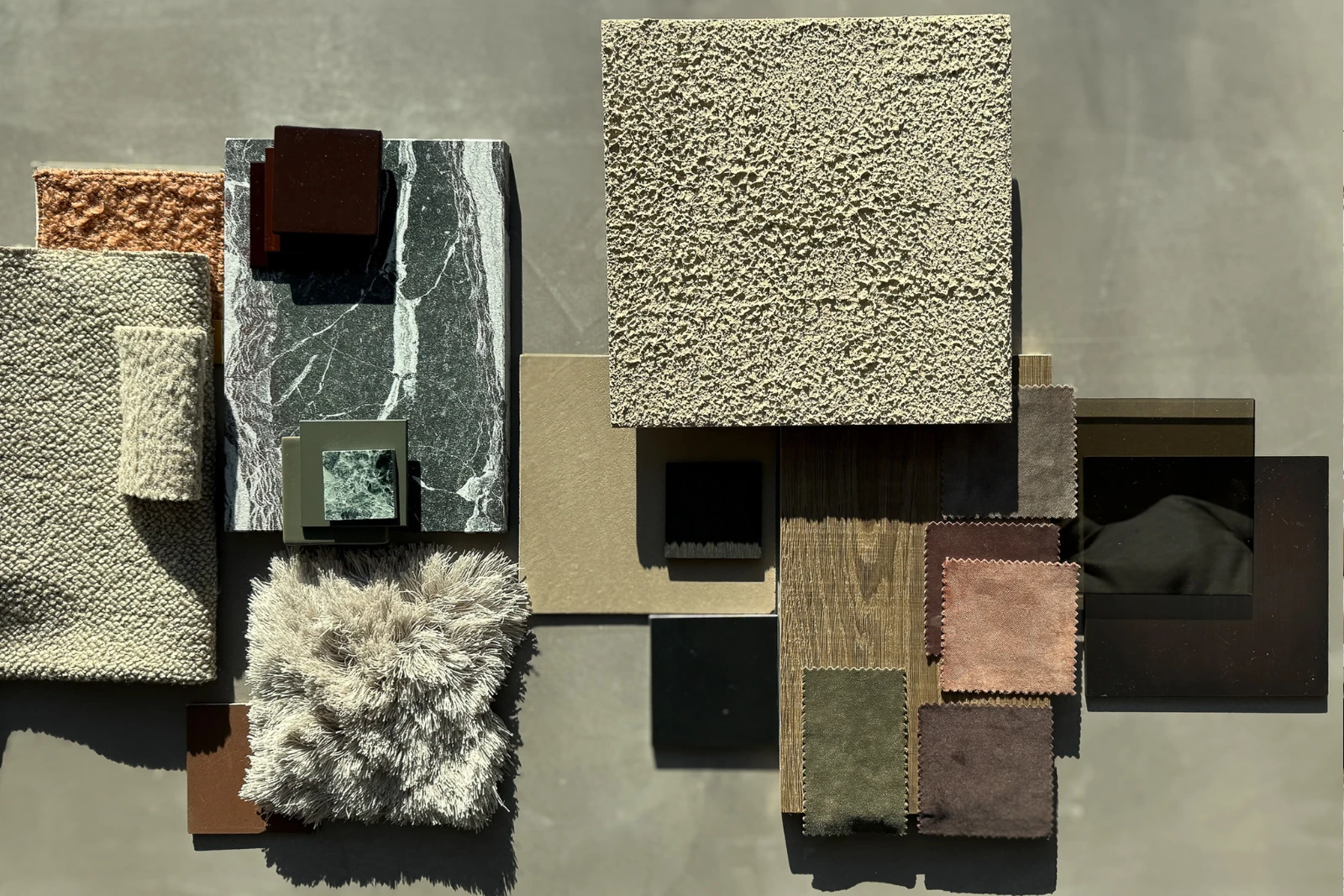 Materialcollage mit Marmor, geöltem Eichenholz, Leder und Putzoberflächen für das Austria Gourmet & Wine Hotel Obergurgl Materialcollage mit Marmor, geöltem Eichenholz, Leder und Putzoberflächen für das Austria Gourmet & Wine Hotel Obergurgl